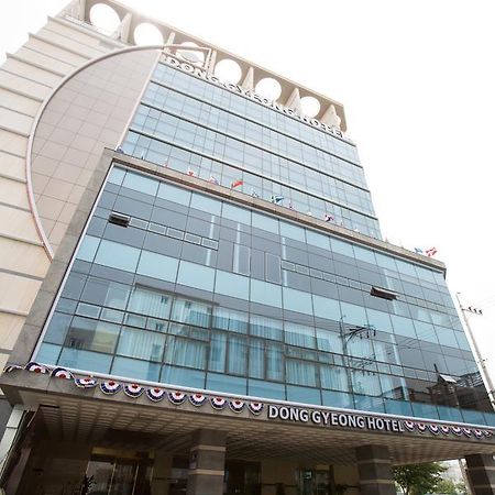 Dong Gyeong Hotel Тхонйон Екстер'єр фото