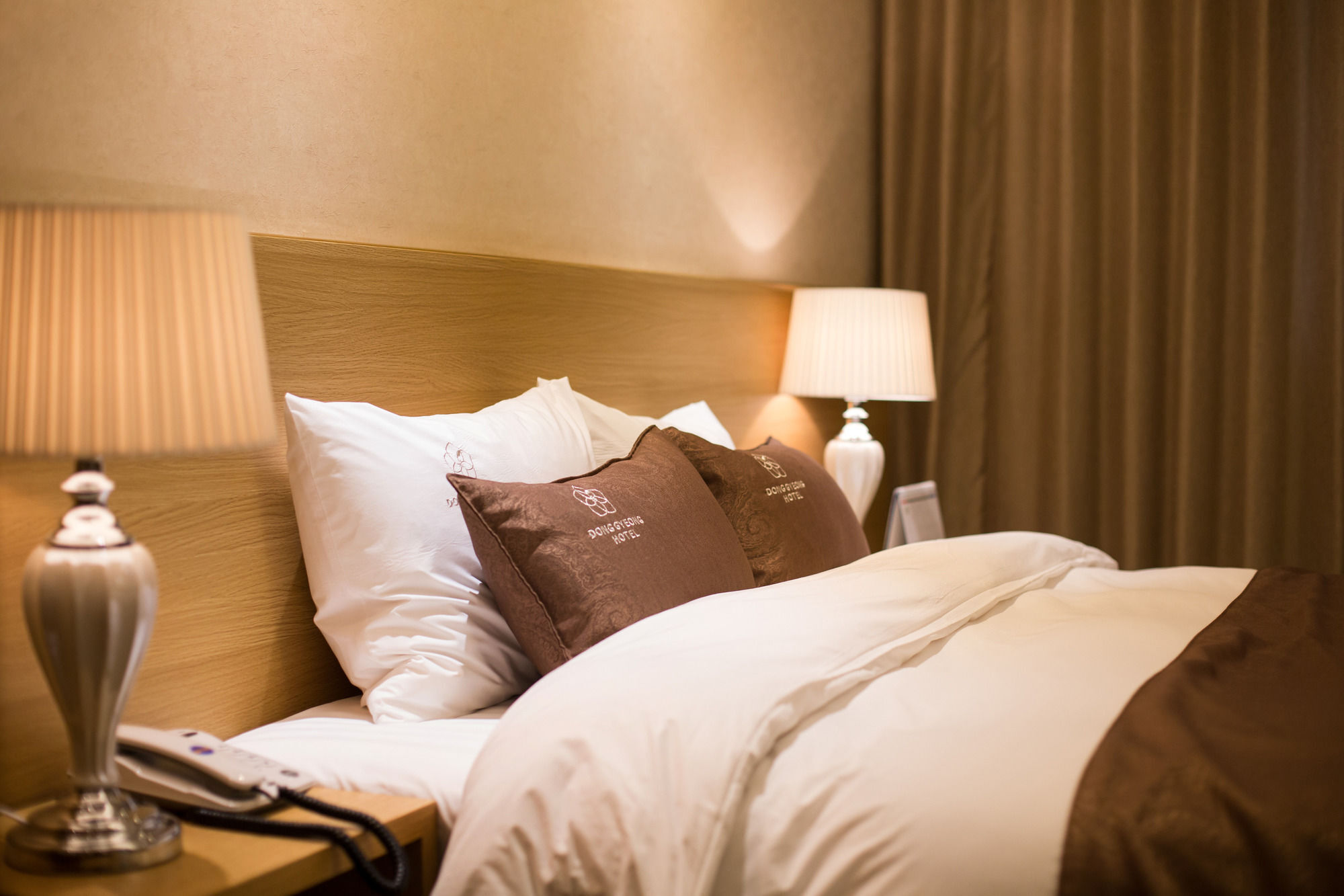 Dong Gyeong Hotel Тхонйон Екстер'єр фото