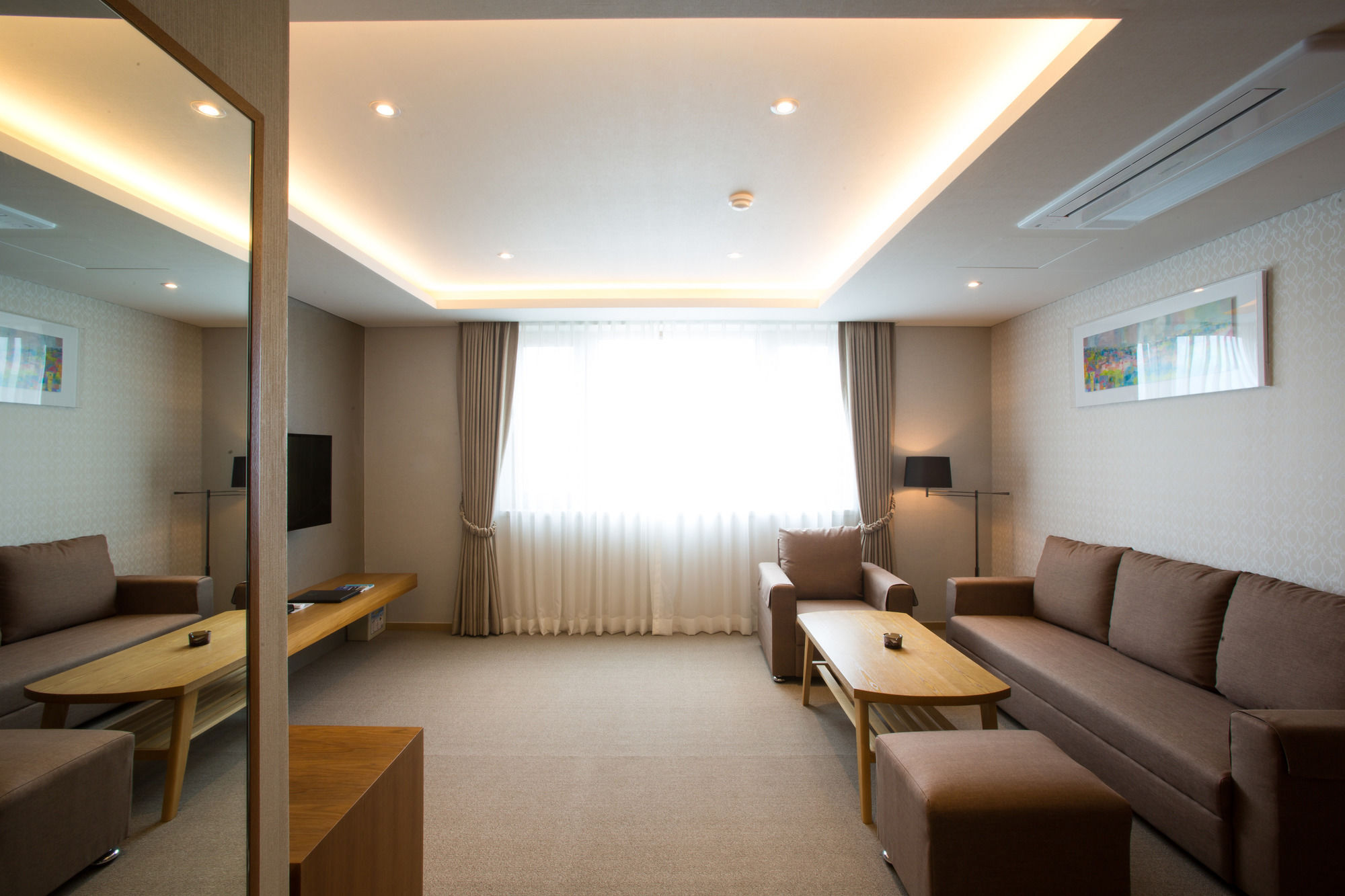 Dong Gyeong Hotel Тхонйон Екстер'єр фото